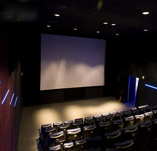 Advertising strategies for commercial activity through the u